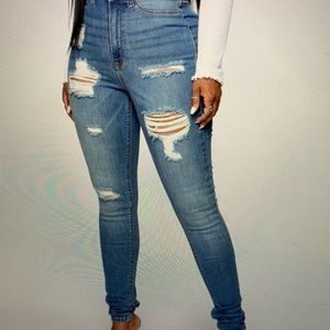 Fashion Nova Heavy Lifting Jeans